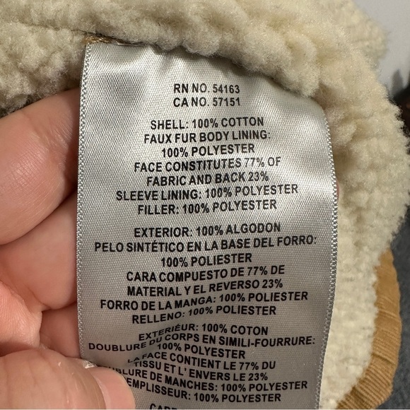 Levi's Corduroy sherpa lined jacket, tan, size L, casual, fall, autumn, outdoors - Picture 10 of 13